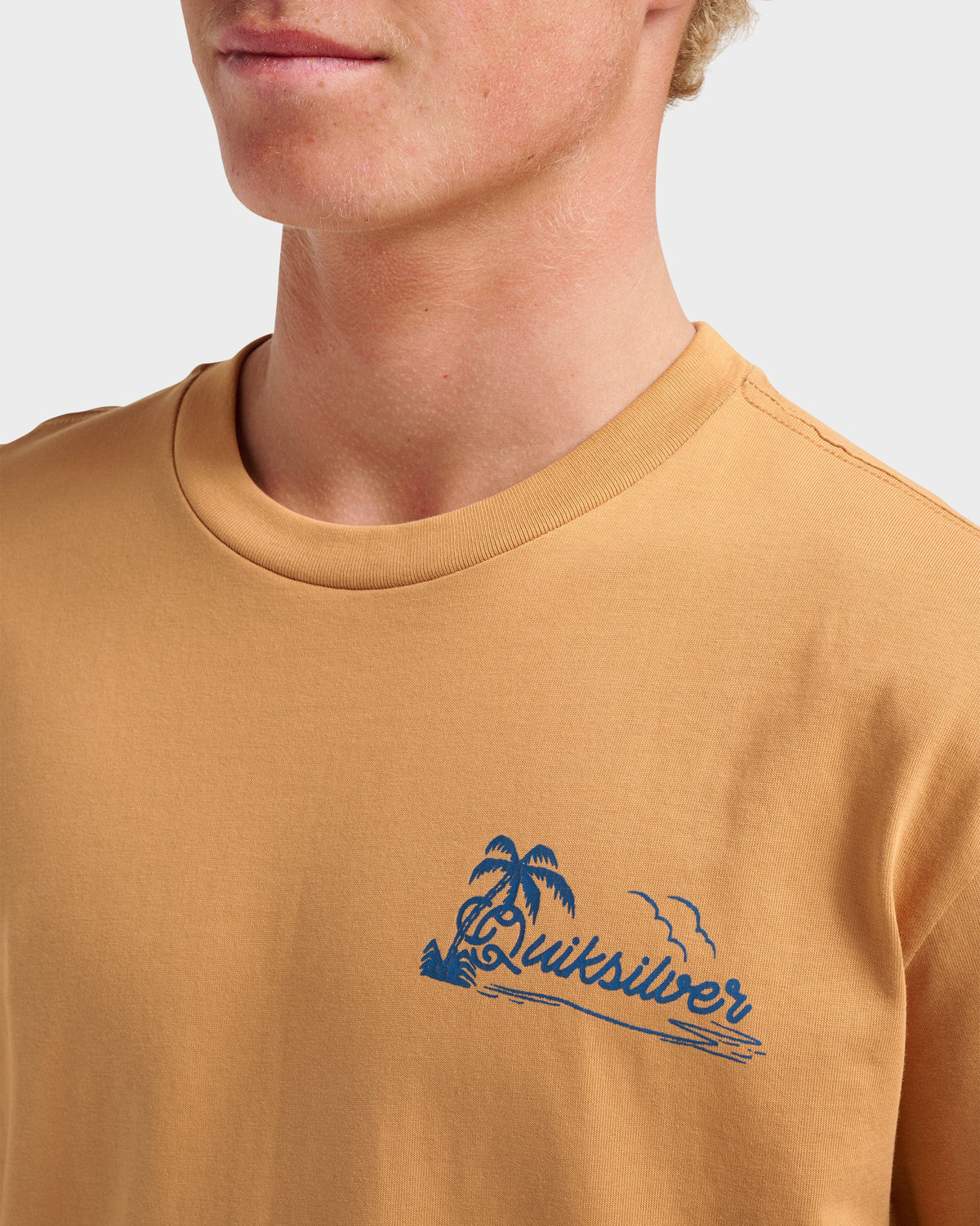 Island Vibin Classic T-shirt - Almond